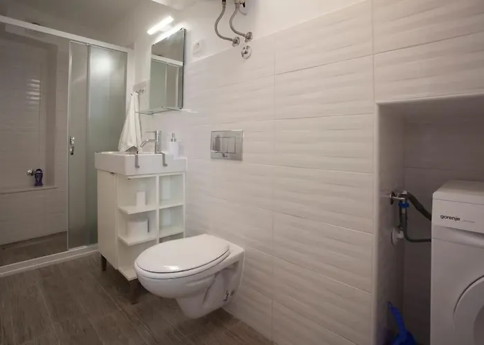 Apartment Brand New Damir In Center