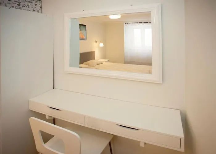 Brand New Damir In Center