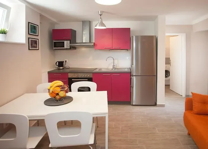 Brand New Damir In Center Apartment Split