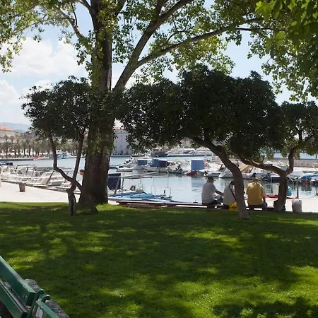 Lägenhet Brand New Damir In Center Split